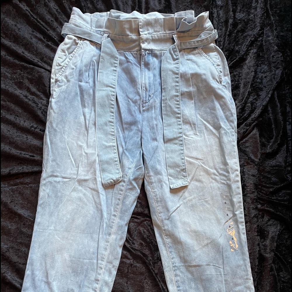 NY&C paperbag waisted cropped jeans